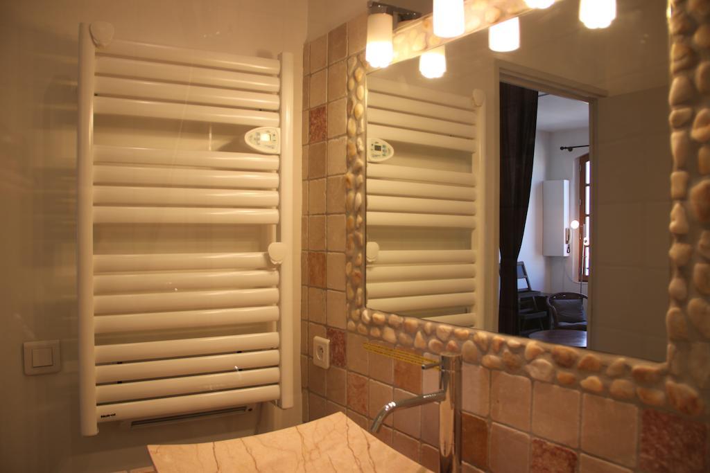 Apartamento A La Terrasse D'Aviñón Habitación foto